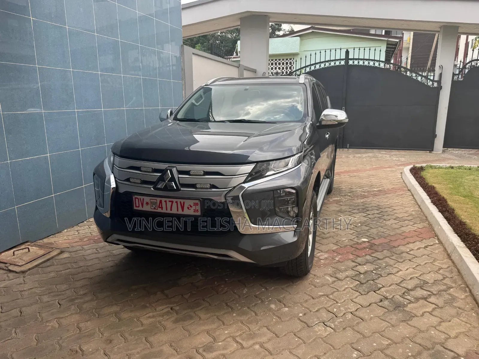 Mitsubishi Pajero 2025 Black