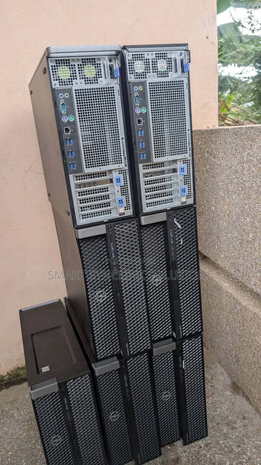 New Desktop Computer Dell Precision 5820 16GB Intel Xeon SSD 256GB