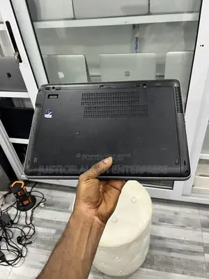Laptop HP EliteBook 840 G2 8GB Intel Core I5 SSD 256GB
