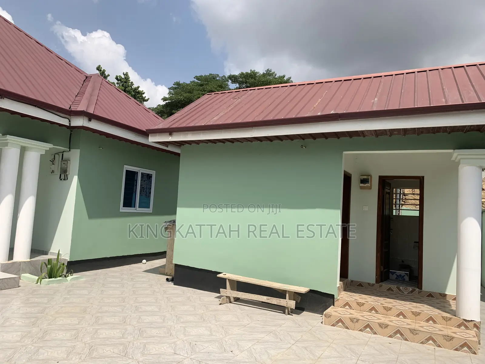 3bdrm House in Kingkattah Estate, Pokuase for sale
