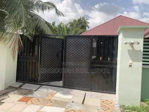 3bdrm House in Kingkattah Estate, Pokuase for sale