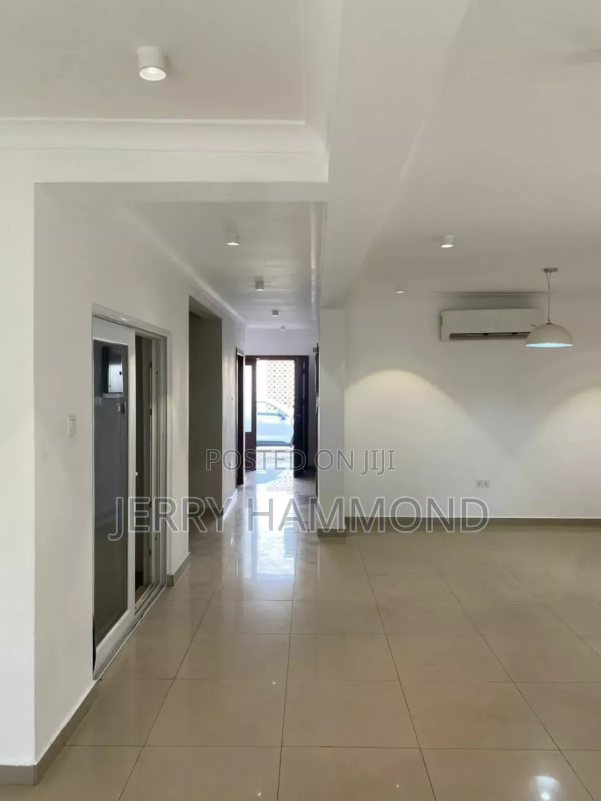 4bdrm Apartment in Cantoment, Cantonments for rent