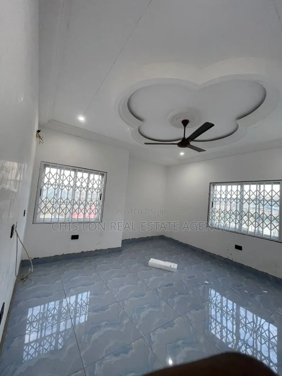 3bdrm Apartment in Chis-Lon Global, Weija Junction for rent