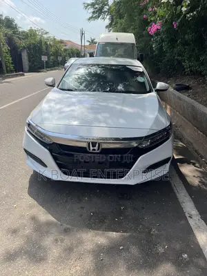 Honda Accord Sport (1.5L 4cyl Turbo CVT) 2019 White