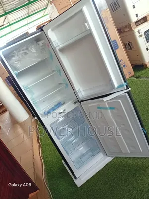 Pearl 102l Compact Refrigerator – Neat Design