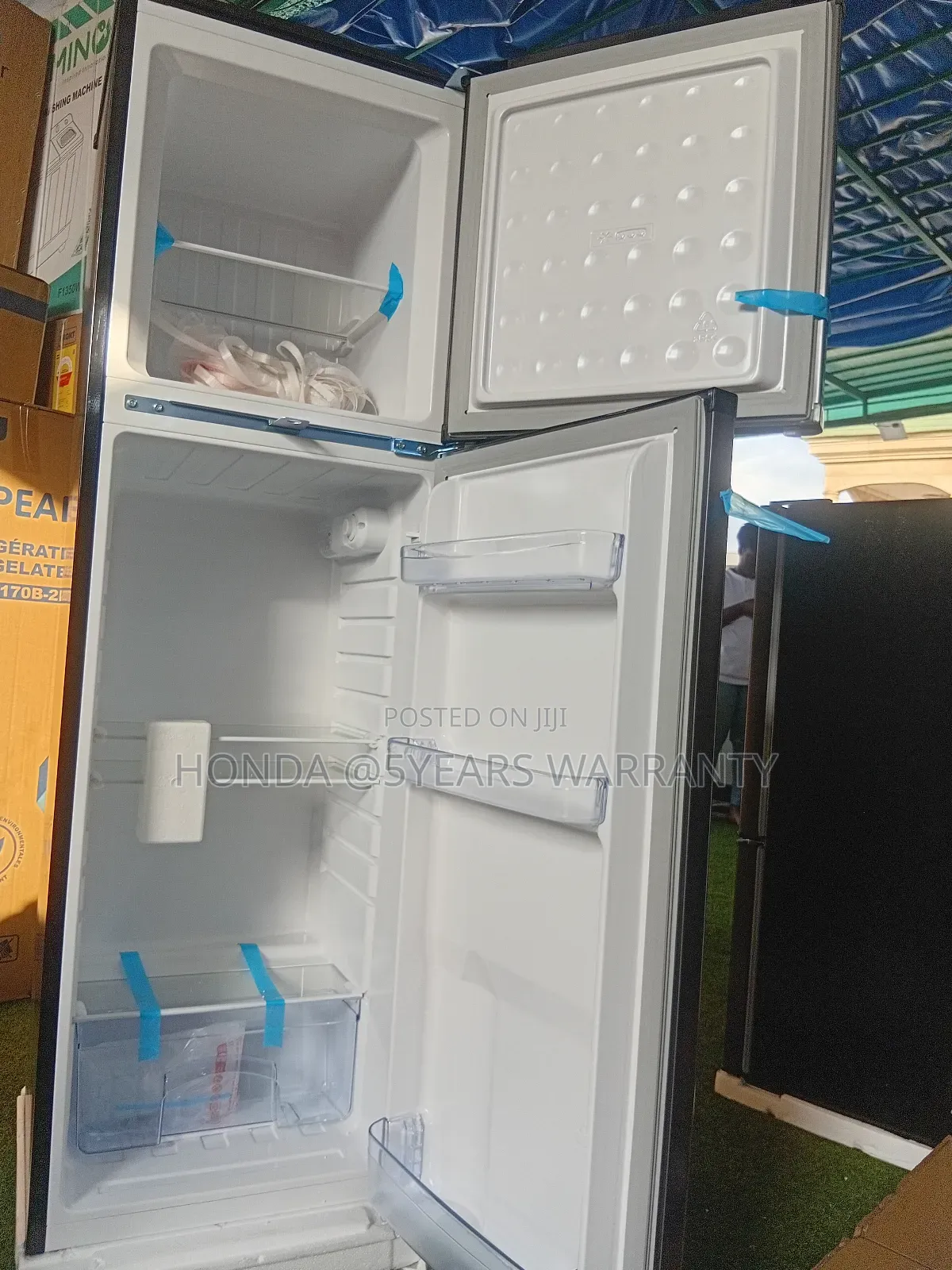 Pearl Double Section Fridge 165l Top Freezer