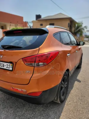 Hyundai Ix35 2011 Orange