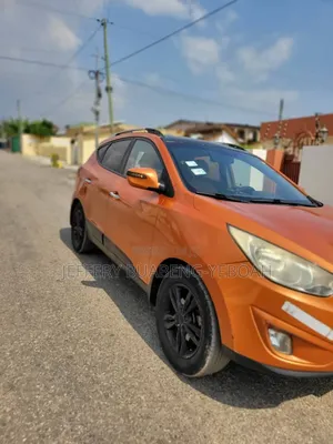Hyundai Ix35 2011 Orange