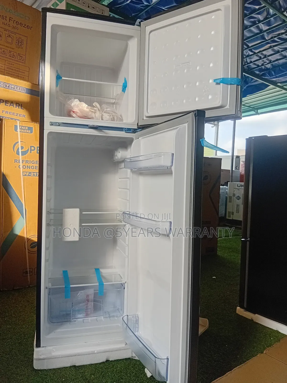**Space-Saving Pearl 165l- Refrigerator With Freezer