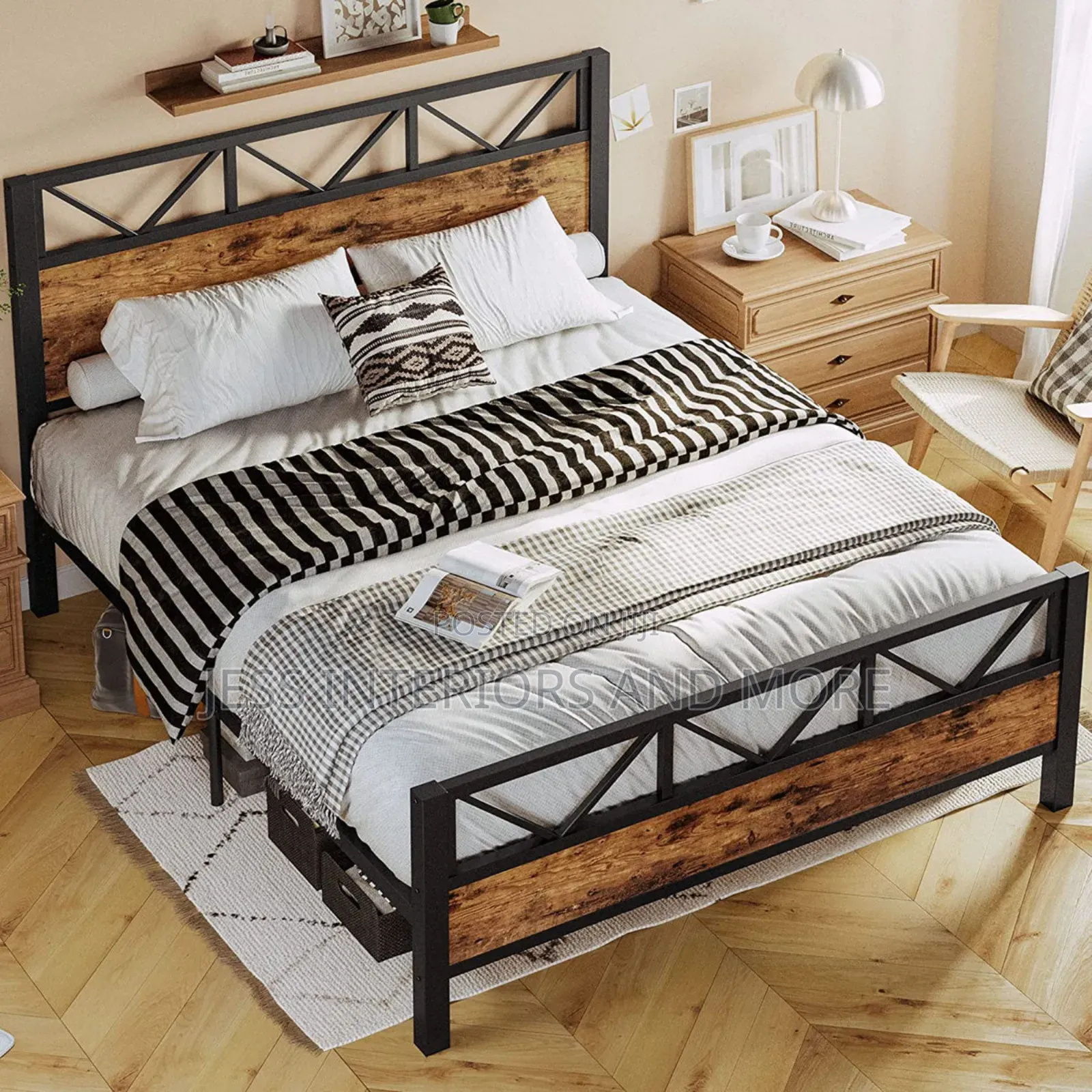 Bed Frame (Queen Size)Wykeisha