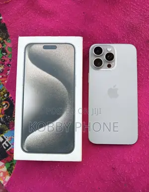 Apple iPhone 15 Pro Max 256 GB Silver