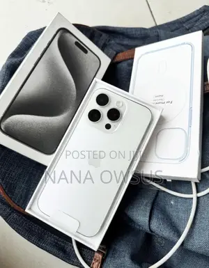 Apple iPhone 15 Pro Max 256 GB White