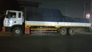 Hyundai Gold Truck for Rent