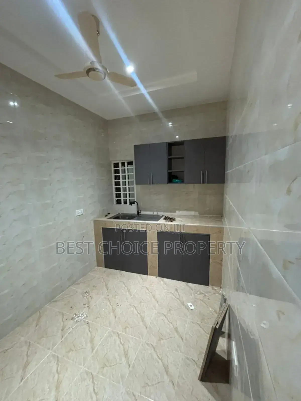 1bdrm Apartment in Madina for rent