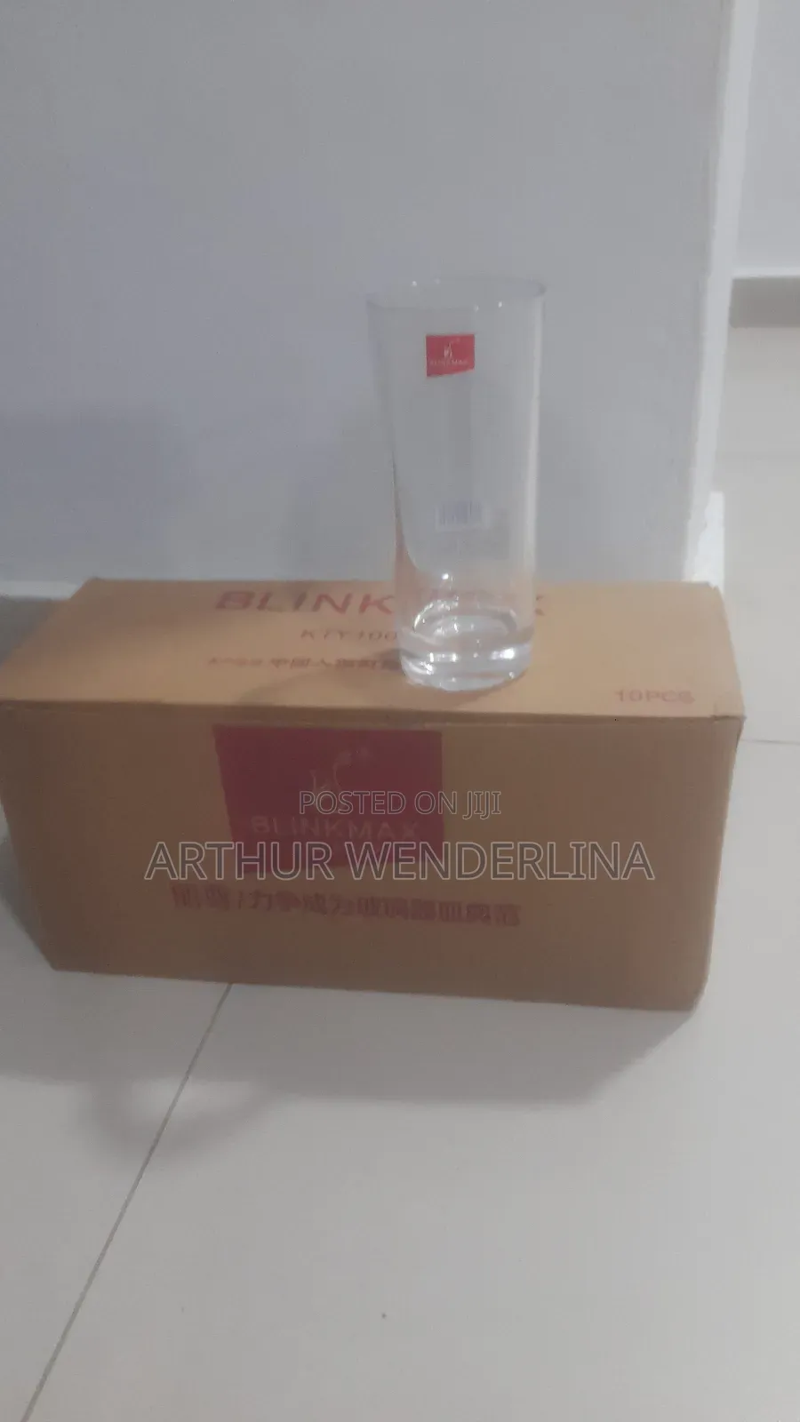 10 Pieces of Glass in a Box