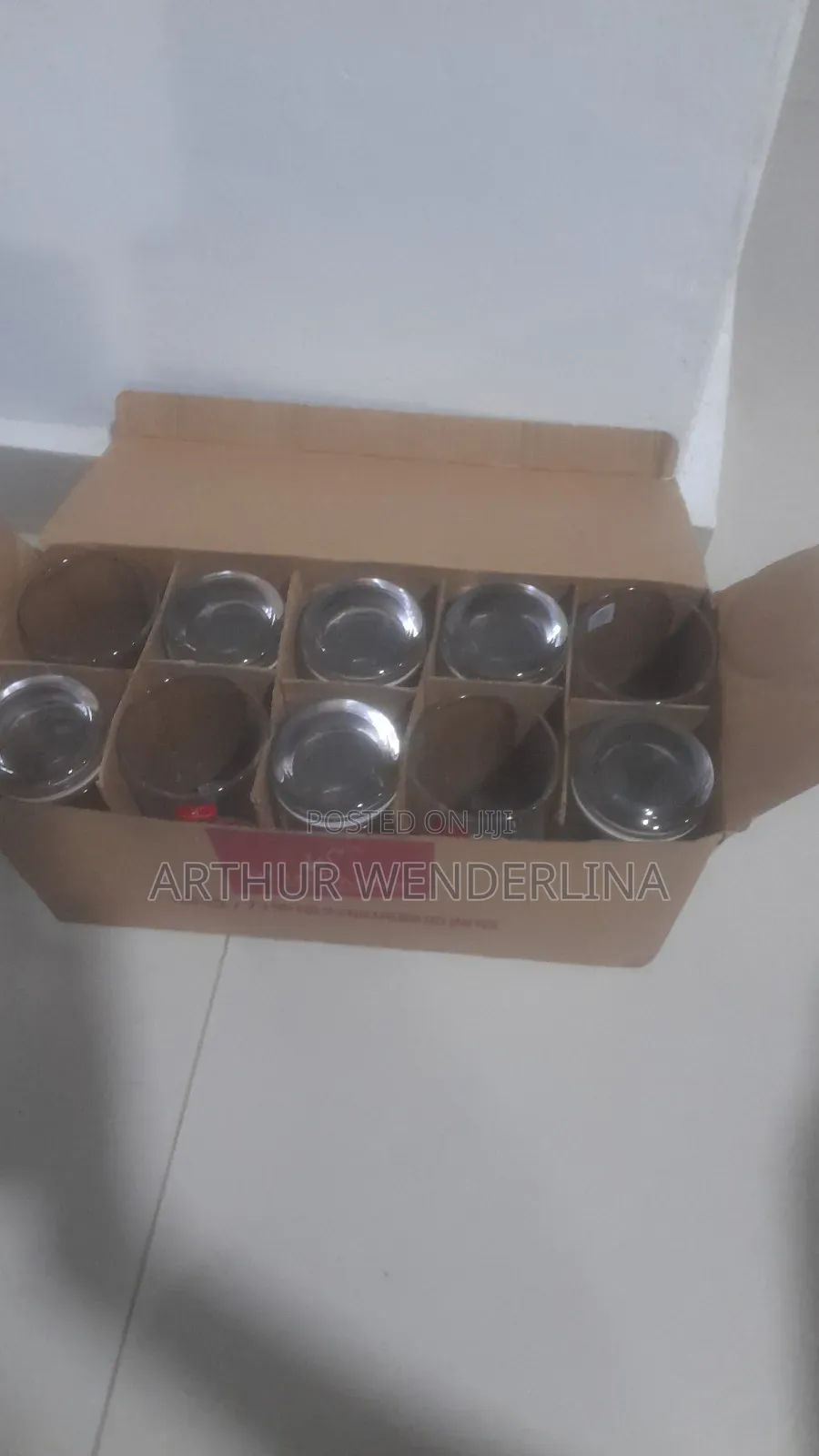 10 Pieces of Glass in a Box
