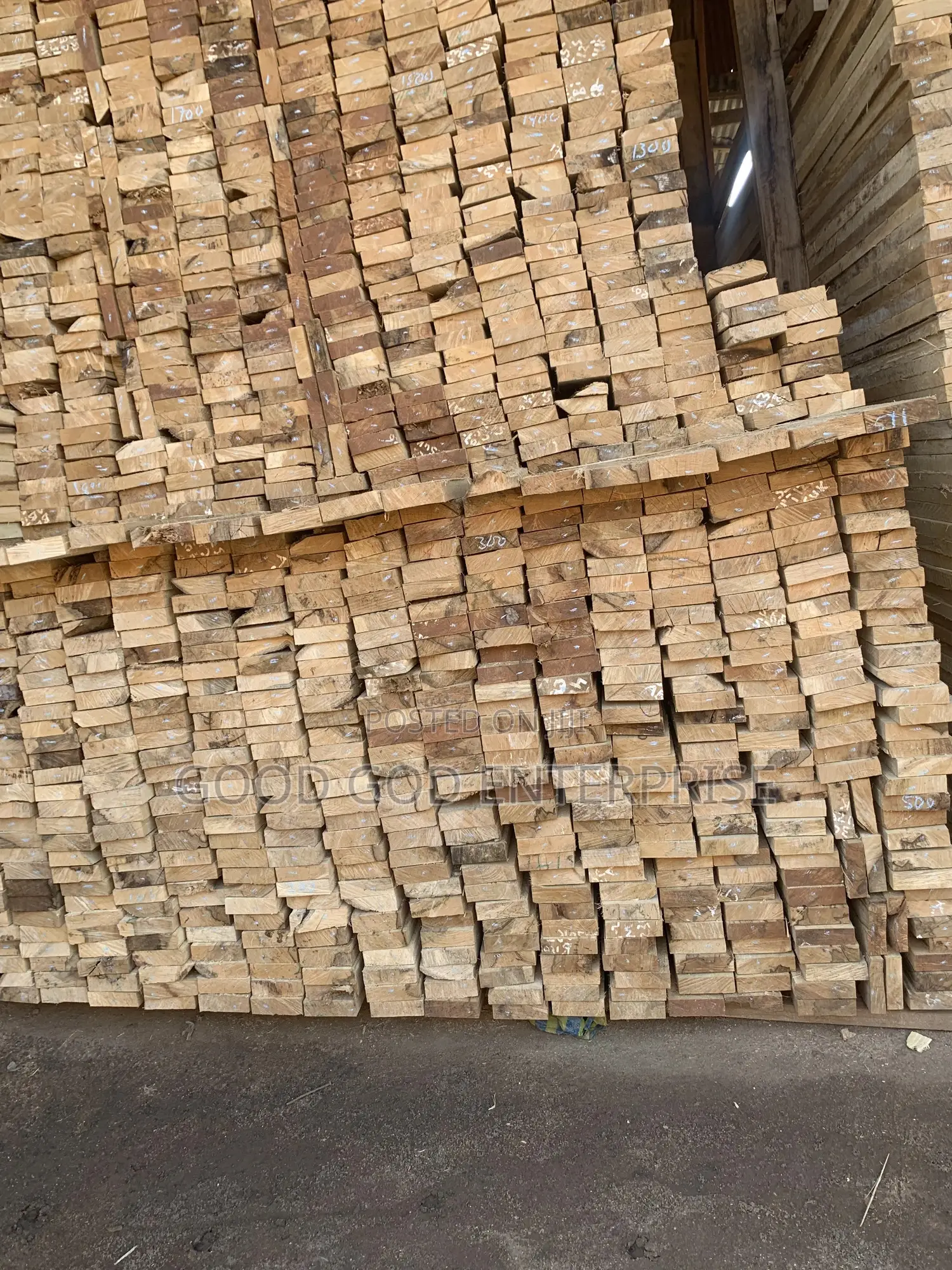 Dahoma /Red Wood / Esa Roofing Wood 2x6/2x4 /2x3