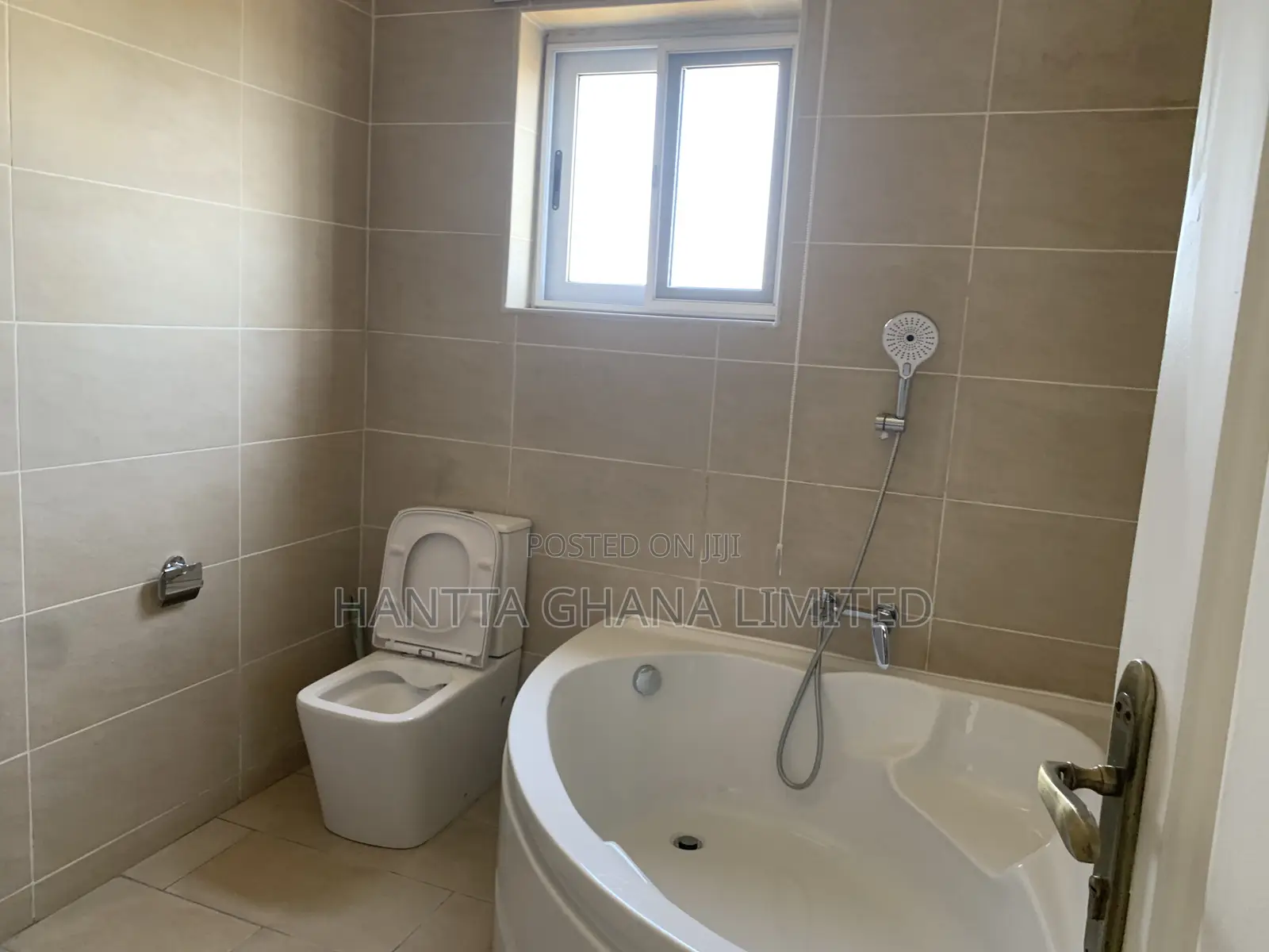 3bdrm Apartment in East Legon, Ghana Link Area for sale
