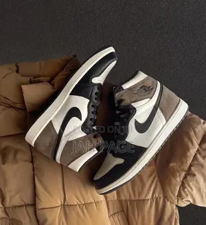 Travis Scott X Air Air Jordan 1 Sneakers