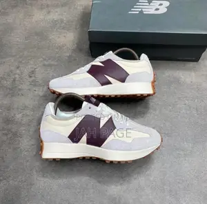 New Balance 327 Moonbeam Sneakers