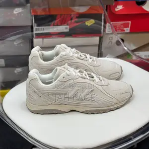 New Balance 204l Timberwolf Sneakers