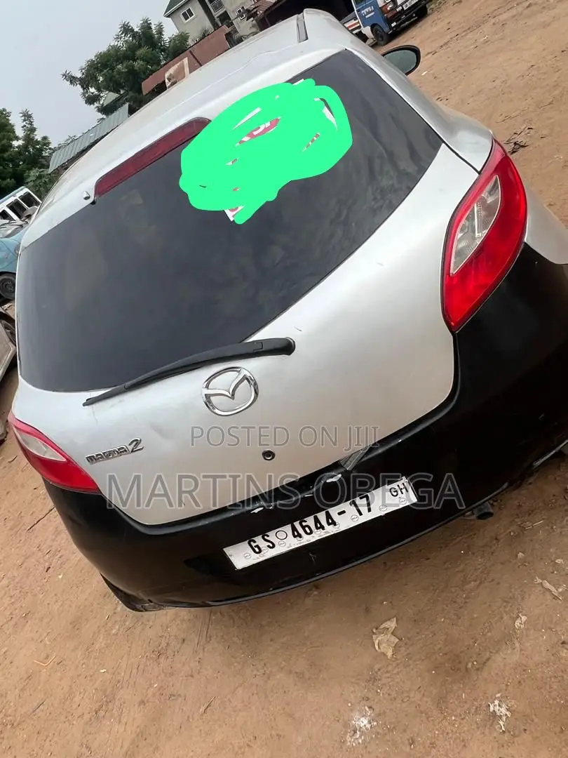 Mazda 2 1.6 Exclusive 2010 Silver