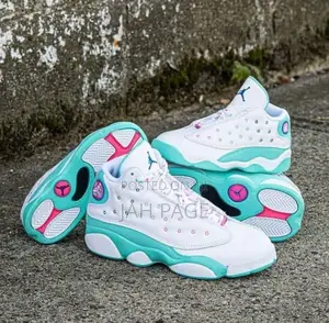 Jordan 13 Retro Gs Aurora Green Sneakers