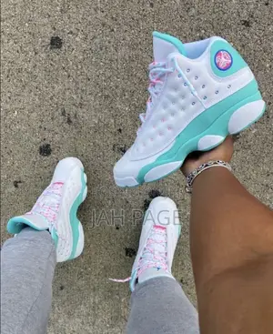 Jordan 13 Retro Gs Aurora Green Sneakers