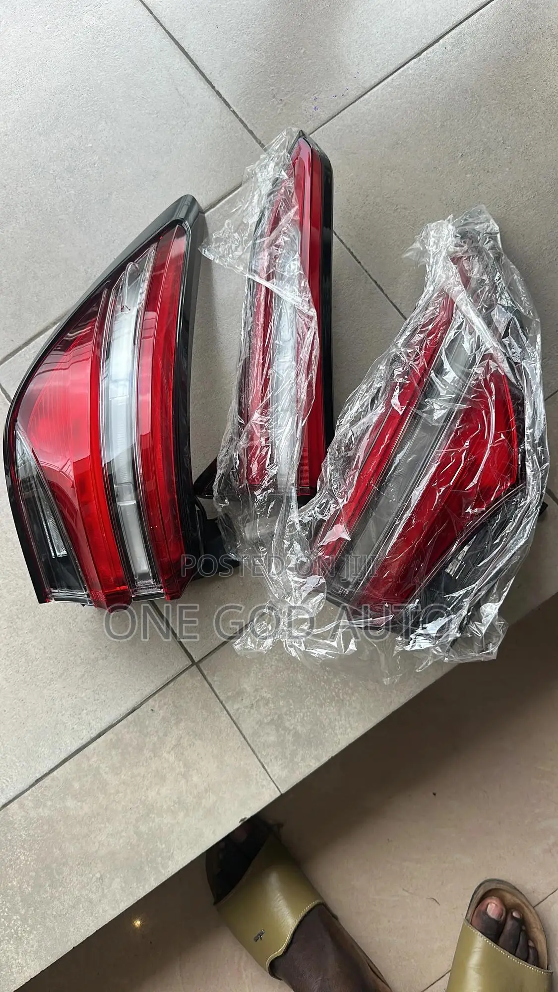 Toyota Fortune 2016,2017,2018,2019,2020, 2021 Specs Tails Light Set