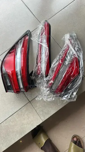 Toyota Fortune 2016,2017,2018,2019,2020, 2021 Specs Tails Light Set