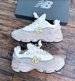 New Balance 1000