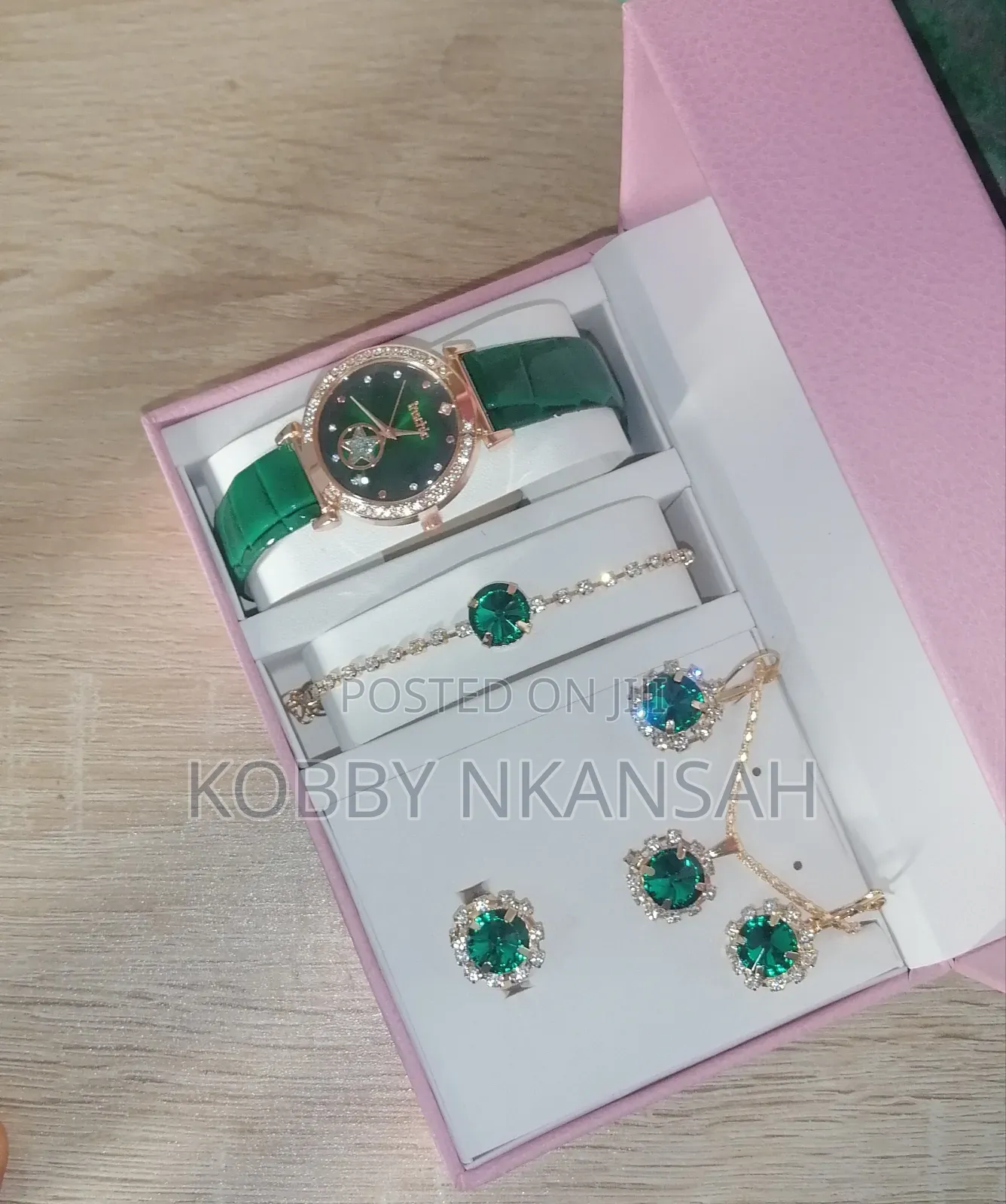 Ladies Watch and Bracelet Jewellery Set