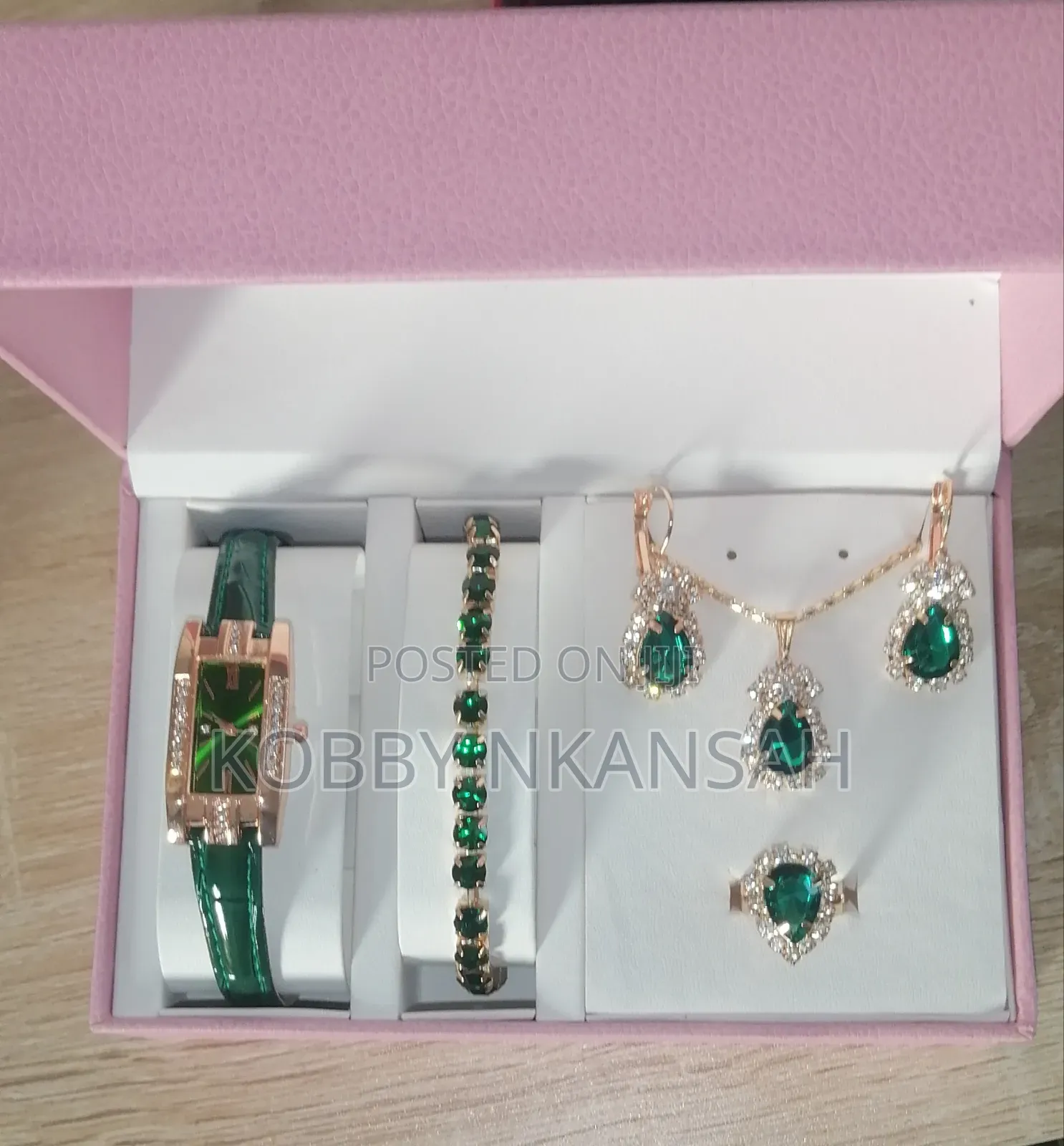 Ladies Watch and Bracelet Jewellery Set