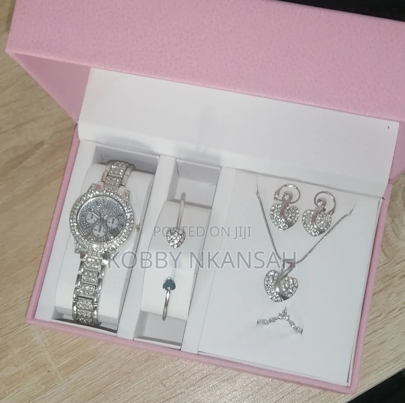 Ladies Watch and Bracelet Jewellery Set