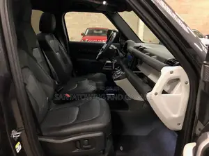 Land Rover Defender V8 2023 Black