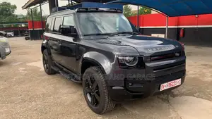 Land Rover Defender V8 2023 Black
