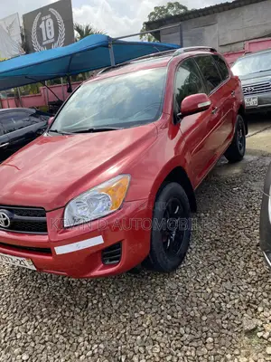 Toyota RAV4 2.5 2012 Red