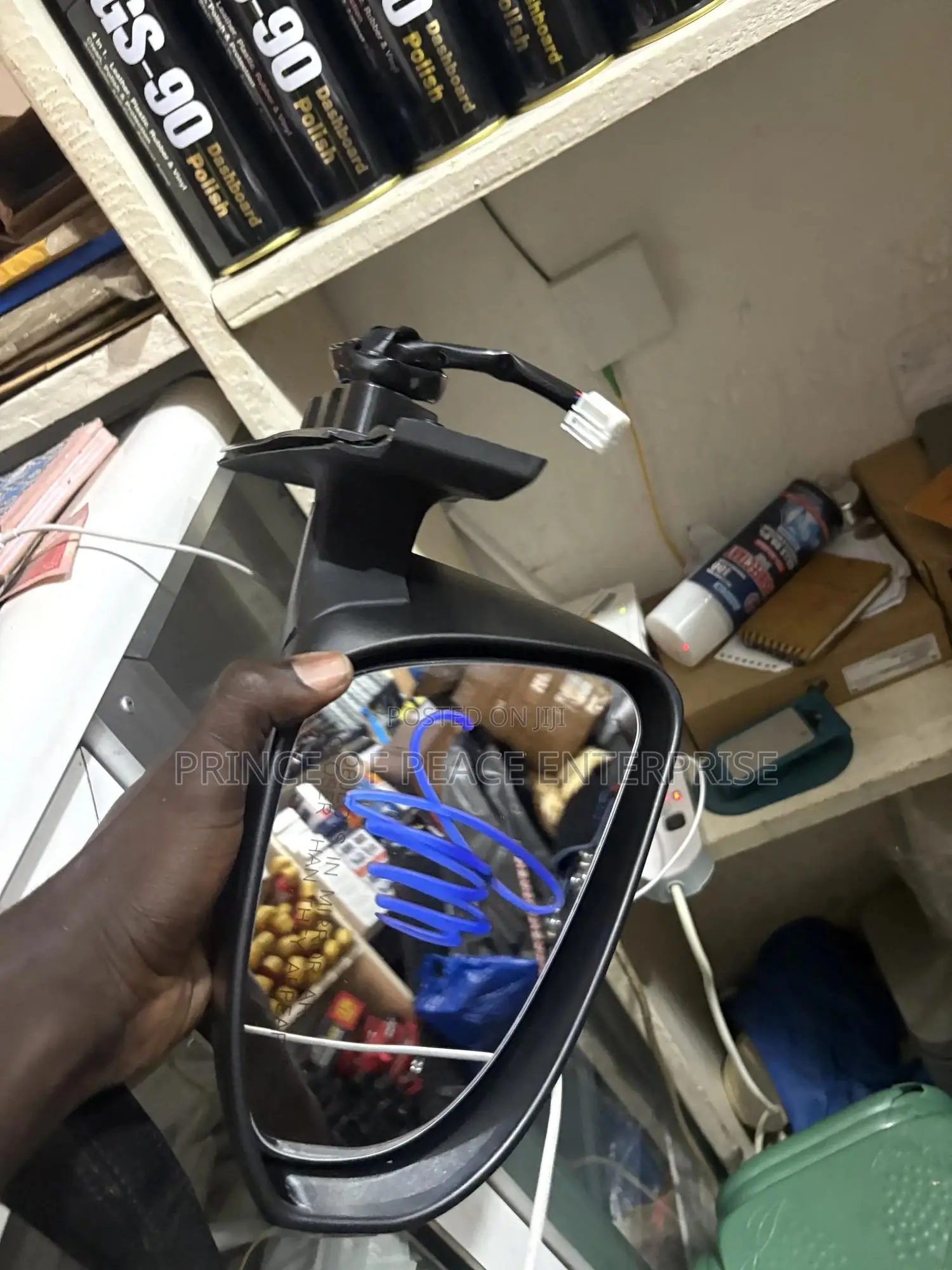Toyota Vitz 2012 2015 Driver’S Mirror Powerfold( One Side )