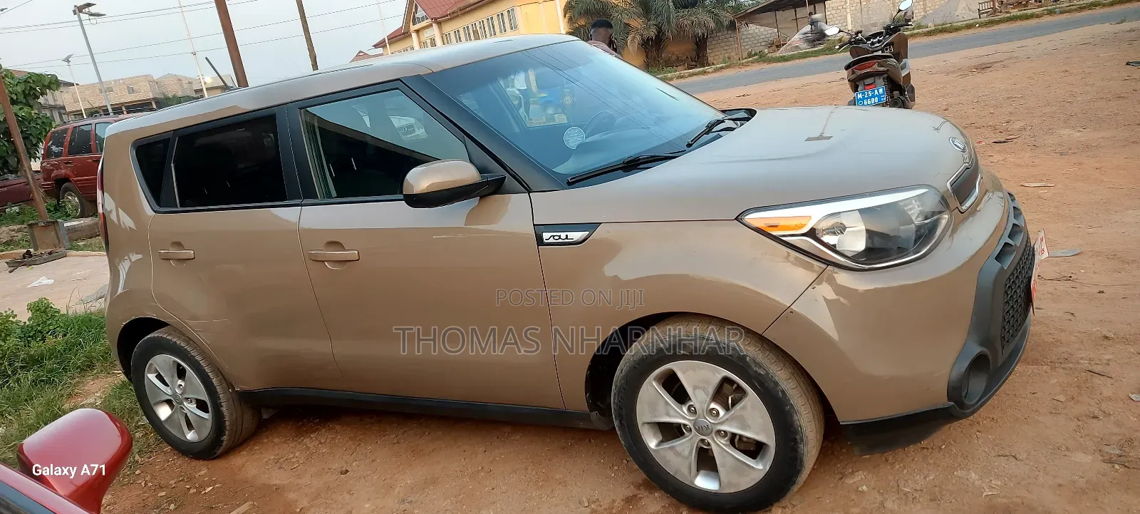 Kia Soul Hatchback 2016 Brown