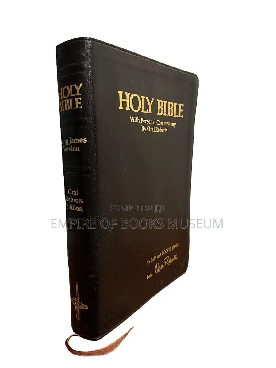 1981 Oral Roberts Bible: With Personal Commentary, Genuine Leather
