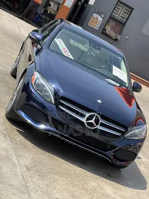 Mercedes-Benz C300 Luxury 4matic Sedan AWD (2.0L 4cyl 7A) 2017 Blue