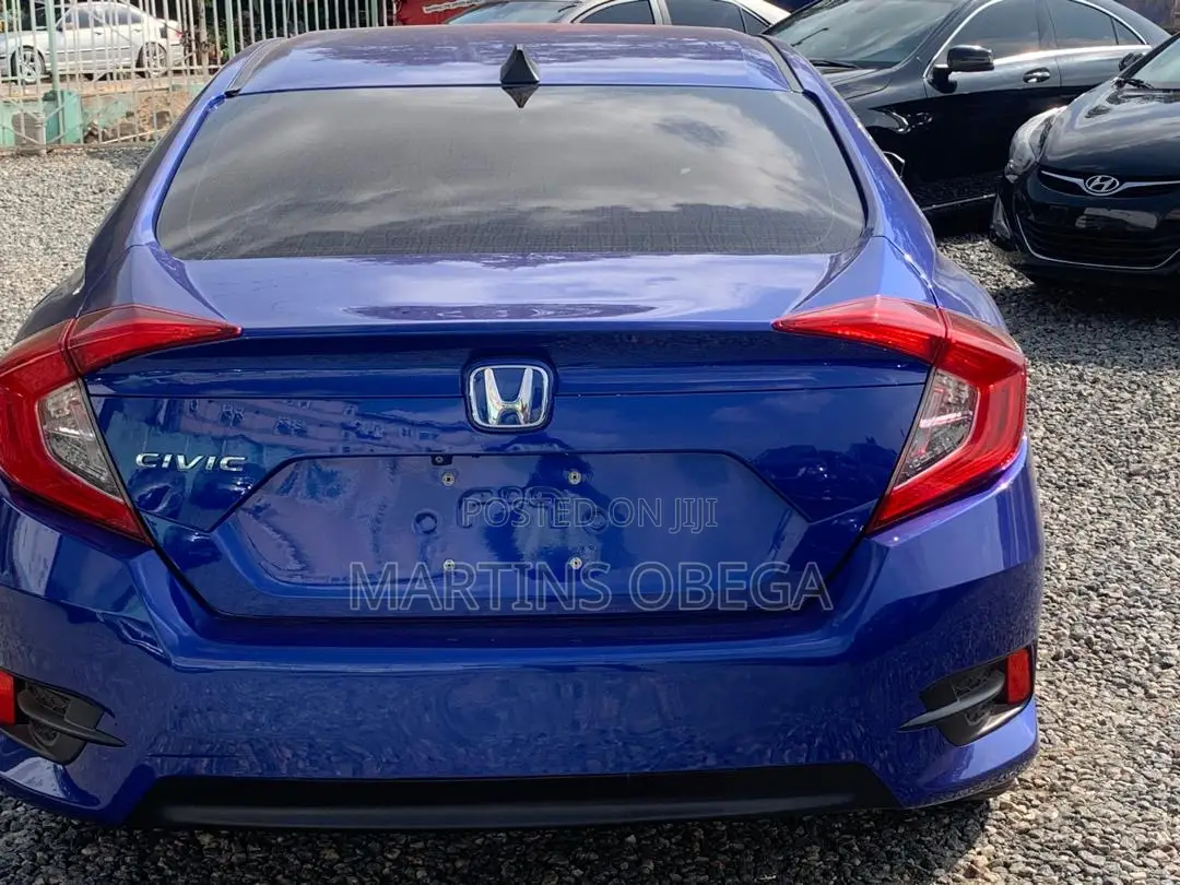 Honda Civic EX 4dr Sedan (2.0L 4cyl) 2017 Blue