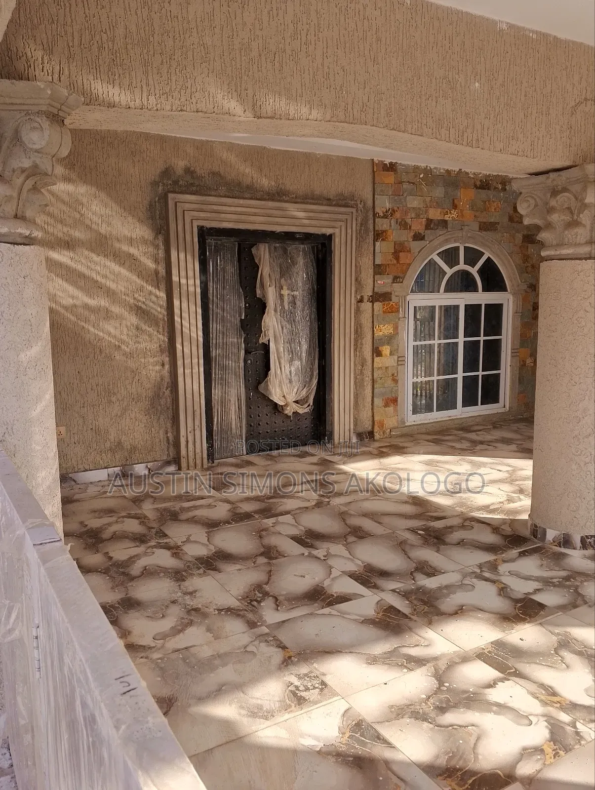 8bdrm Block of Flats in Prestige Properties, Bosomtwe for sale