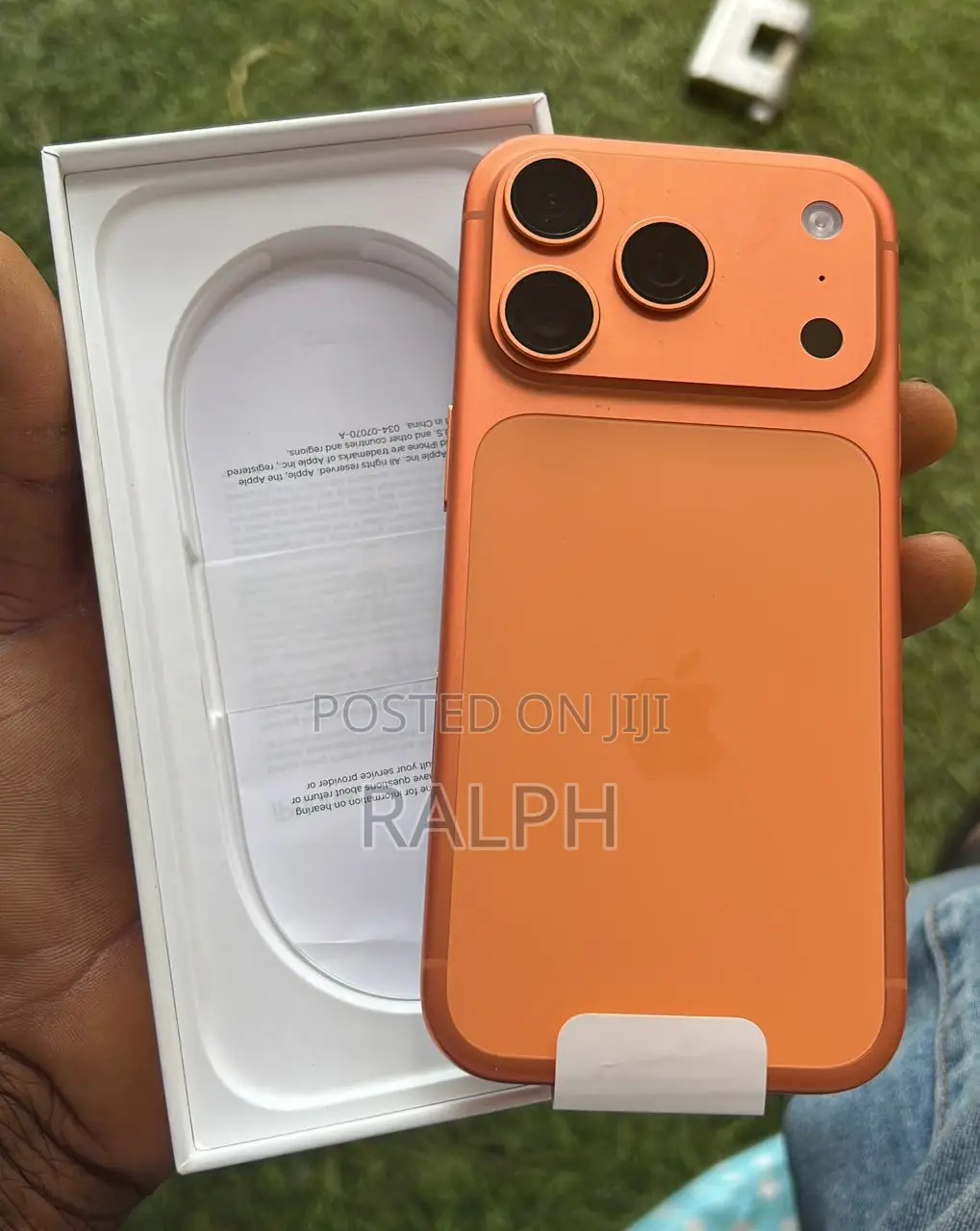 New Apple iPhone 17 Pro Max 256 GB Yellow