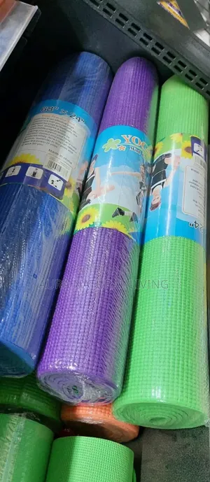 Yoga Mat 5mm (68×24 Inches)