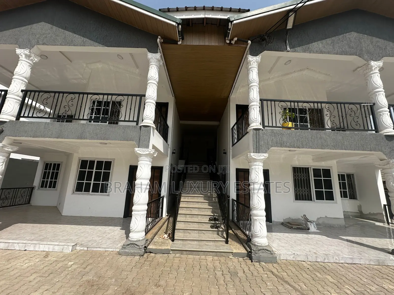3bdrm Apartment in Braham Luxury, Tseaddo for rent