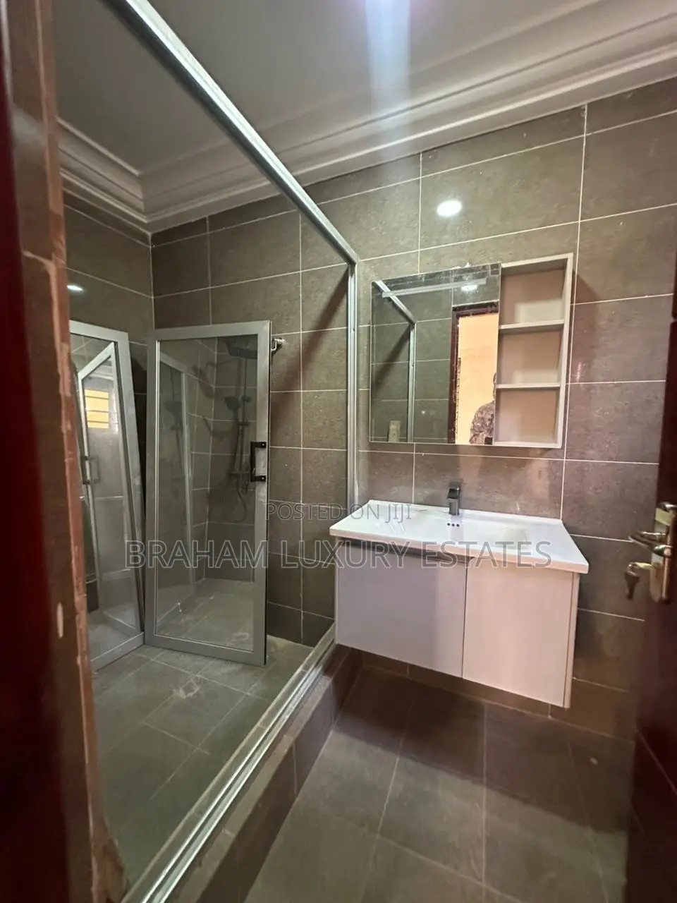 2bdrm Apartment in Braham Luxury, Lashibi for rent