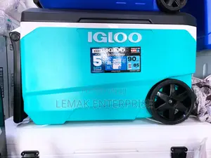 Igloo Latitude 90 Qt Roller Cooler
