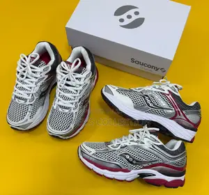 Saucony Progrid Omni 9 Galaxy Sneakers