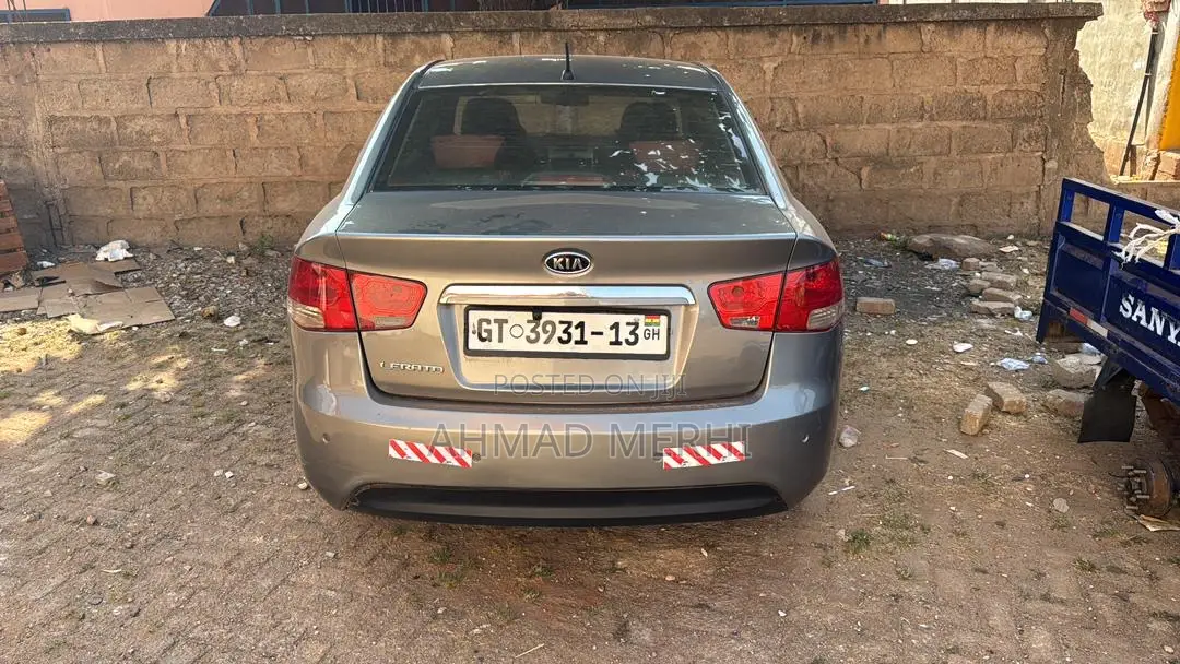 Kia Cerato 2012 Silver